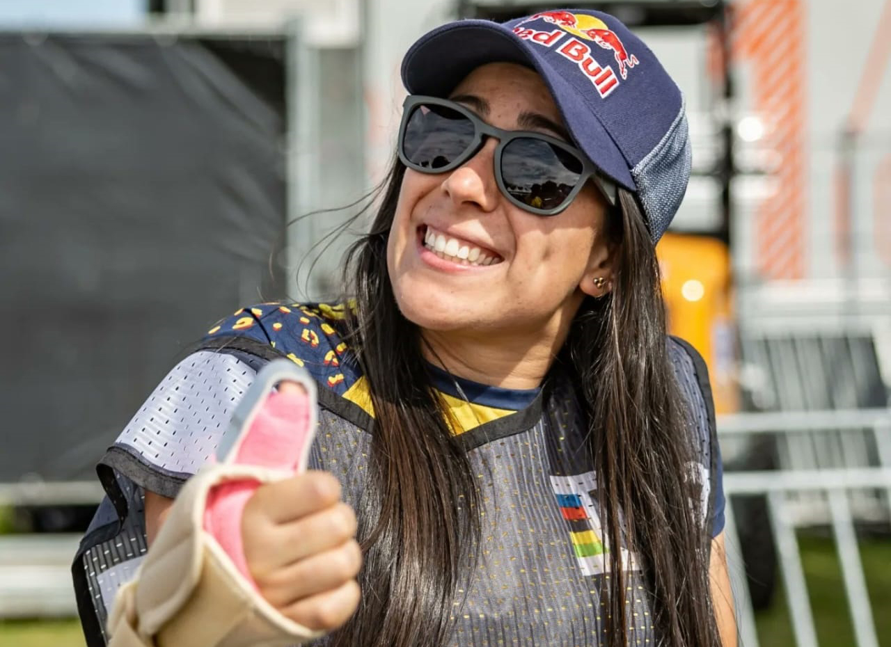 Mariana Pajón ya llegó a Valledupar para competir en los Bolivarianos; la reina del BMX va por su octava medalla